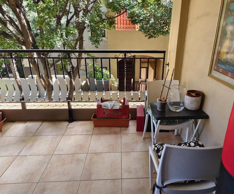 1 Bedroom Property for Sale in Lonehill Gauteng