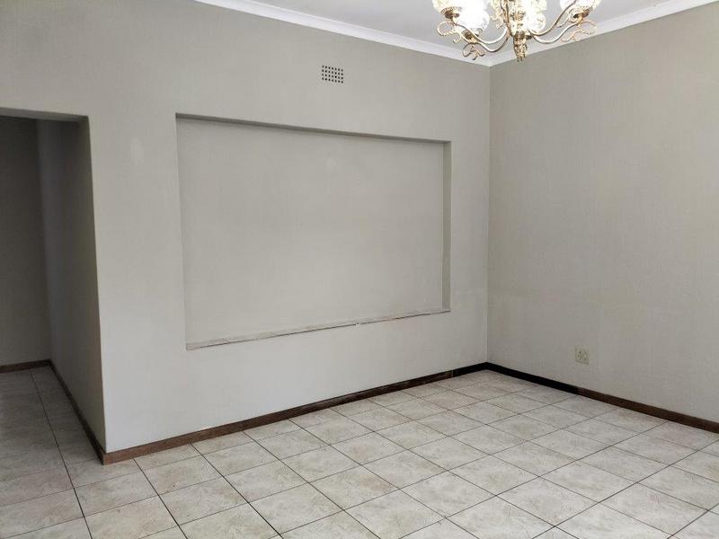 To Let 1 Bedroom Property for Rent in Edenvale Gauteng