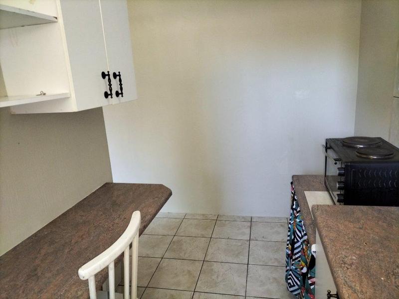 To Let 1 Bedroom Property for Rent in Edenvale Gauteng