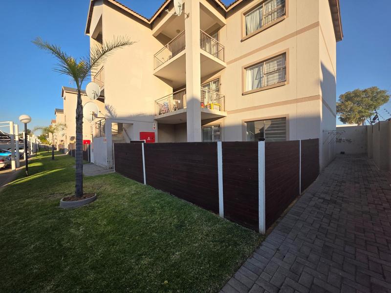 2 Bedroom Property for Sale in Bartlett Gauteng
