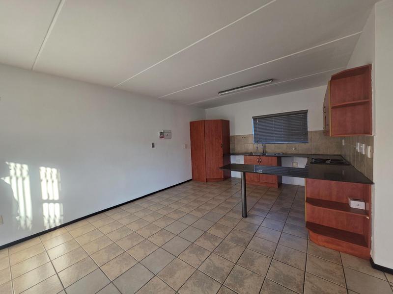 2 Bedroom Property for Sale in Bartlett Gauteng