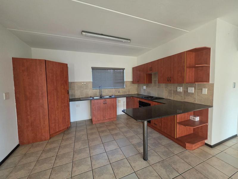 2 Bedroom Property for Sale in Bartlett Gauteng