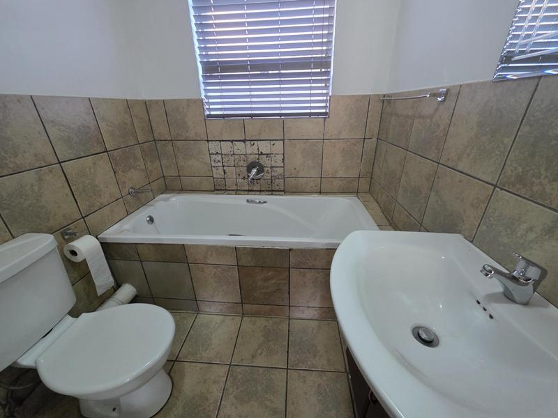 2 Bedroom Property for Sale in Bartlett Gauteng