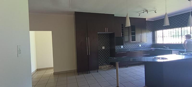 To Let 3 Bedroom Property for Rent in Rand Collieries Gauteng
