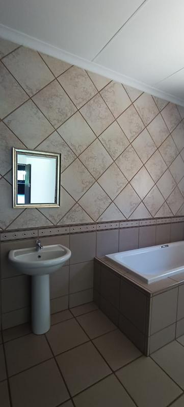 To Let 3 Bedroom Property for Rent in Rand Collieries Gauteng