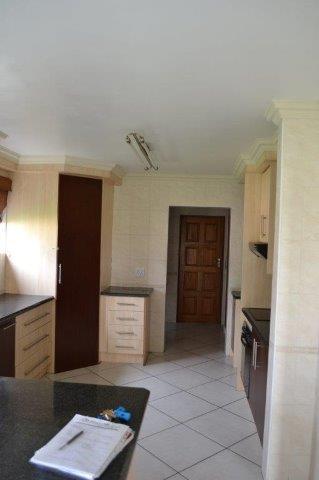 To Let 3 Bedroom Property for Rent in Sonneveld Gauteng