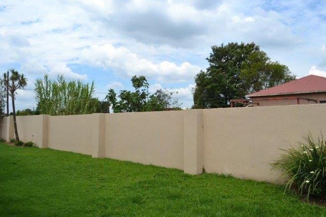 To Let 3 Bedroom Property for Rent in Sonneveld Gauteng