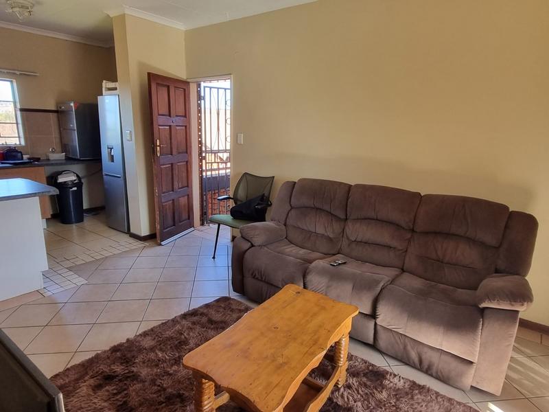 To Let 2 Bedroom Property for Rent in Mooikloof Ridge Gauteng