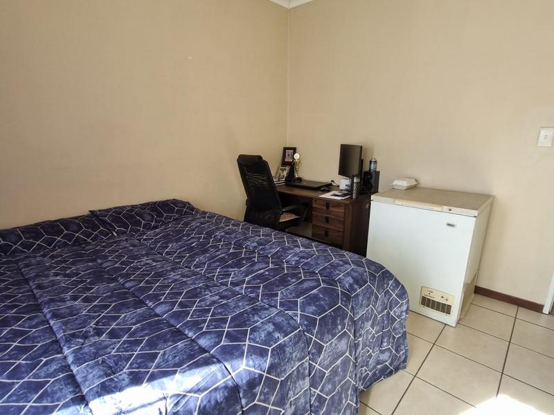 To Let 2 Bedroom Property for Rent in Mooikloof Ridge Gauteng