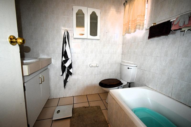 2 Bedroom Property for Sale in Rant En Dal Gauteng