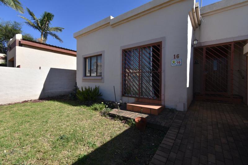 2 Bedroom Property for Sale in Rant En Dal Gauteng
