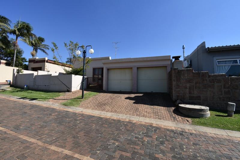 2 Bedroom Property for Sale in Rant En Dal Gauteng