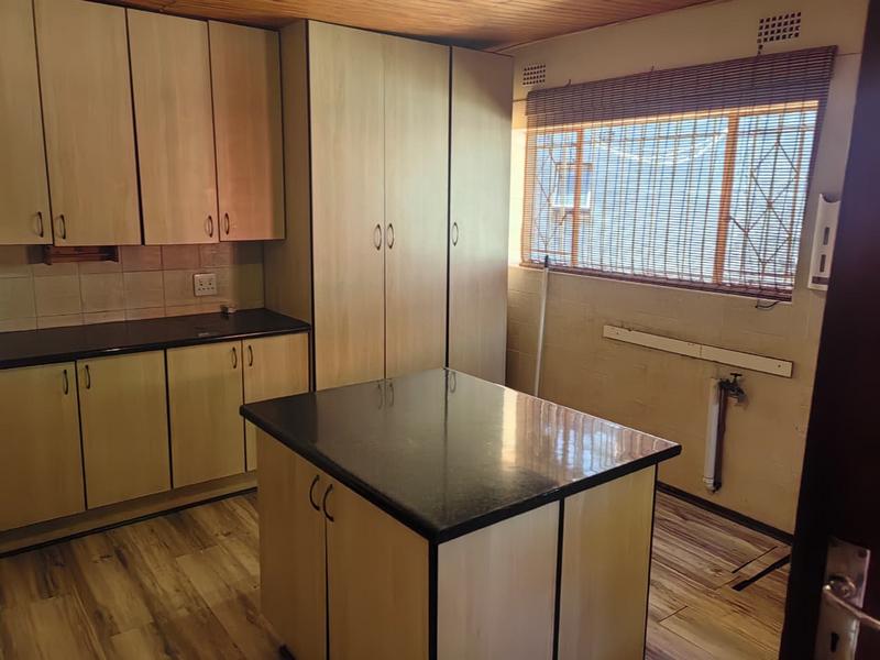 To Let 4 Bedroom Property for Rent in Norkem Park Gauteng