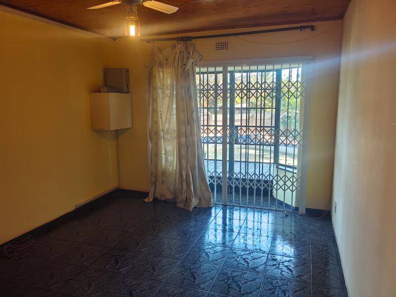 To Let 4 Bedroom Property for Rent in Norkem Park Gauteng