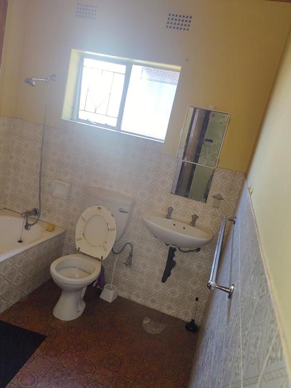 To Let 4 Bedroom Property for Rent in Norkem Park Gauteng