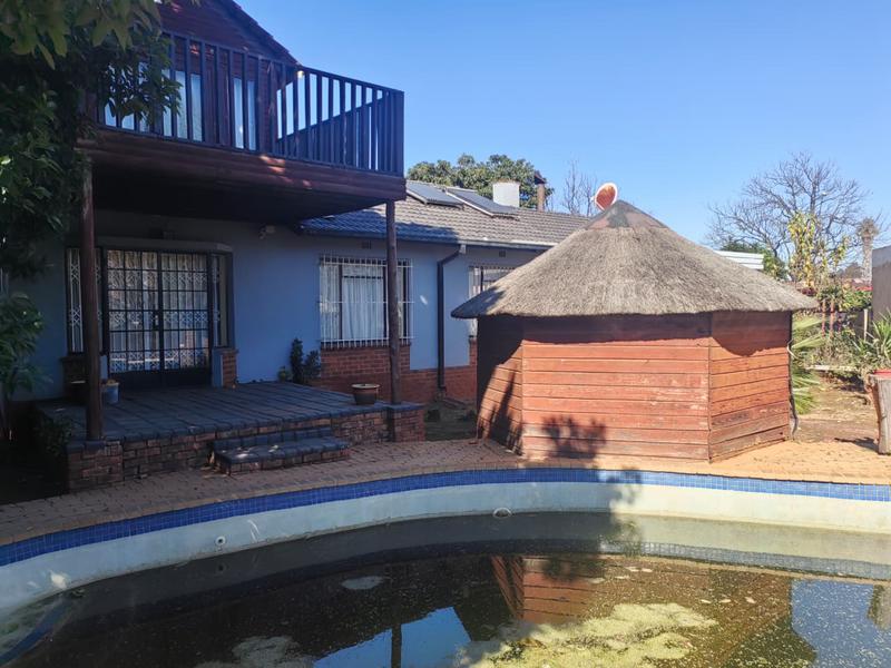 To Let 4 Bedroom Property for Rent in Norkem Park Gauteng