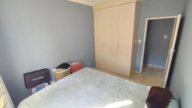 2 Bedroom Property for Sale in Monavoni Gauteng