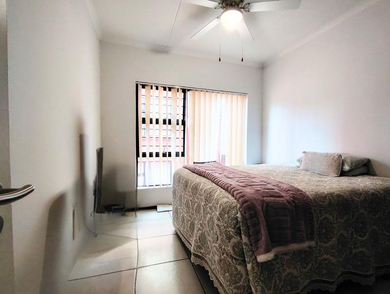 To Let 0 Bedroom Property for Rent in Greenstone Hill Gauteng
