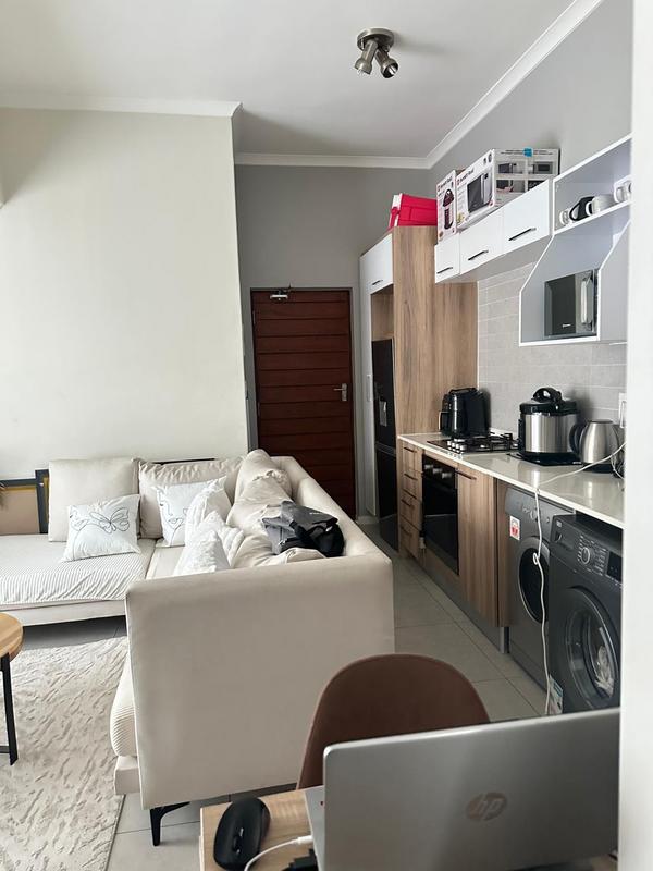 To Let 1 Bedroom Property for Rent in Modderfontein Gauteng