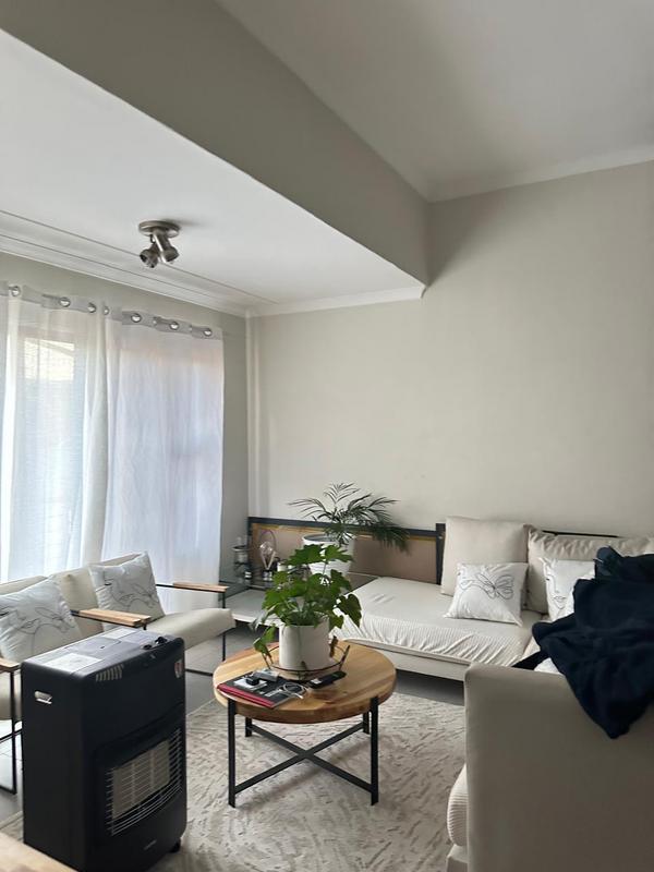 To Let 1 Bedroom Property for Rent in Modderfontein Gauteng