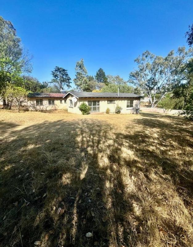 8 Bedroom Property for Sale in Bryanston Gauteng