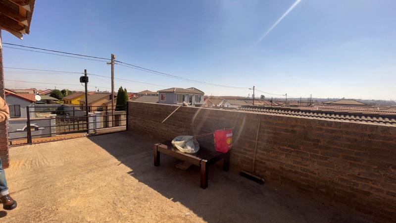 To Let 1 Bedroom Property for Rent in Protea Glen Gauteng