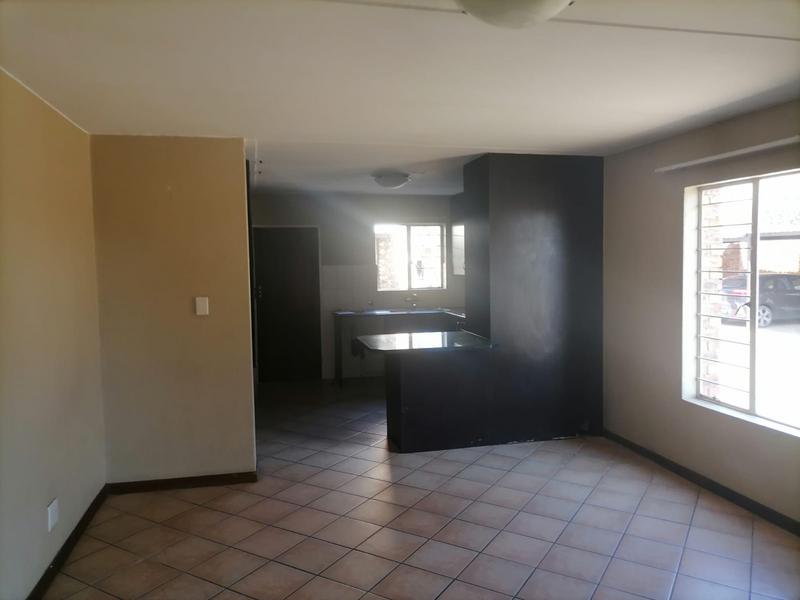To Let 2 Bedroom Property for Rent in Norton Home Estate AH Gauteng