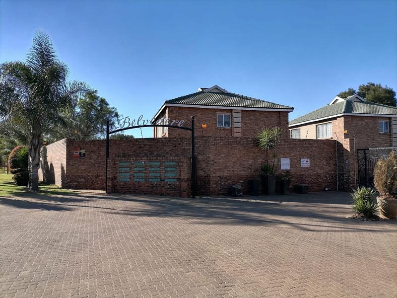 To Let 2 Bedroom Property for Rent in Norton Home Estate AH Gauteng