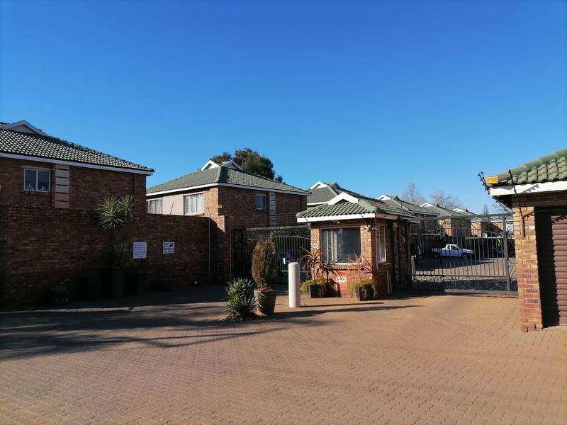 To Let 2 Bedroom Property for Rent in Norton Home Estate AH Gauteng