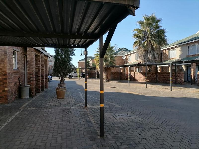 To Let 2 Bedroom Property for Rent in Norton Home Estate AH Gauteng