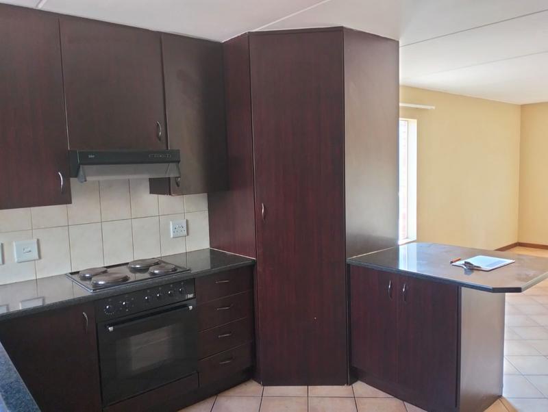 2 Bedroom Property for Sale in Norton Home Estate AH Gauteng