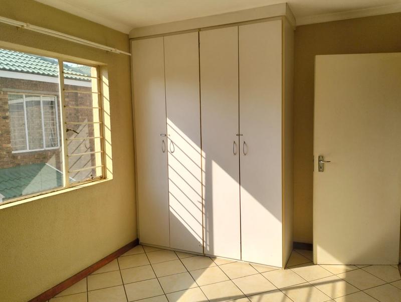 2 Bedroom Property for Sale in Norton Home Estate AH Gauteng