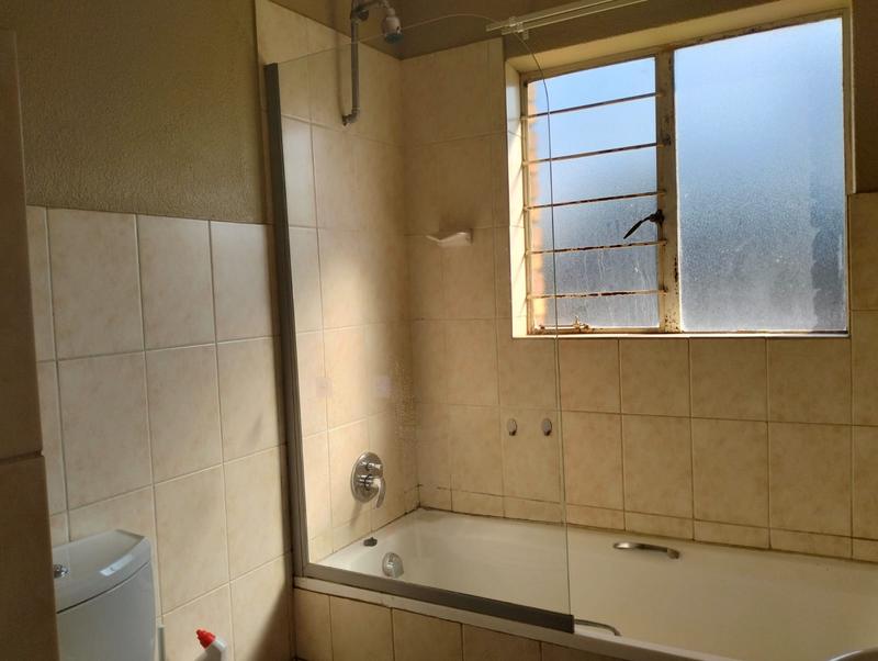 2 Bedroom Property for Sale in Norton Home Estate AH Gauteng