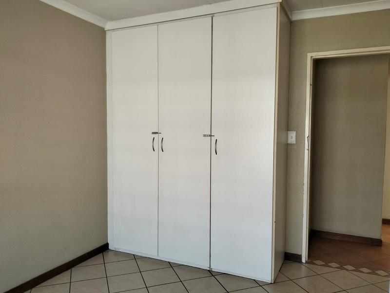 2 Bedroom Property for Sale in Norton Home Estate AH Gauteng