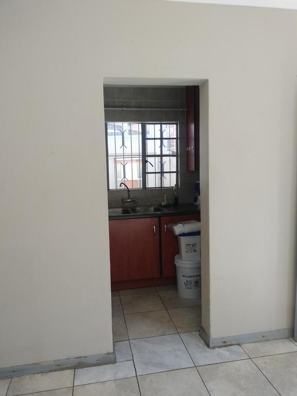 3 Bedroom Property for Sale in Linmeyer Gauteng