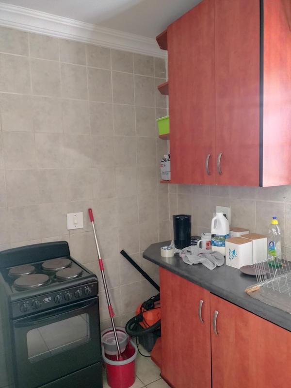 3 Bedroom Property for Sale in Linmeyer Gauteng