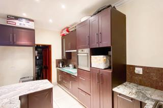 5 Bedroom Property for Sale in Mayfair Gauteng
