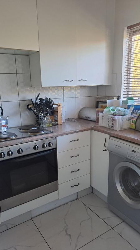 2 Bedroom Property for Sale in Rembrandt Ridge Gauteng