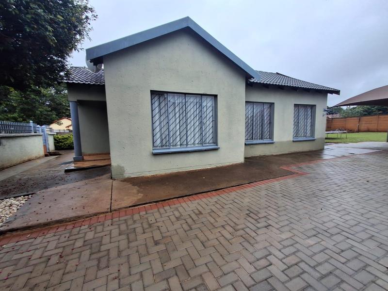 3 Bedroom Property for Sale in The Orchards Gauteng