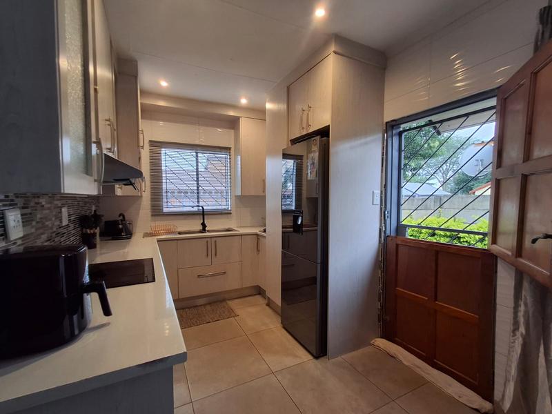 3 Bedroom Property for Sale in The Orchards Gauteng