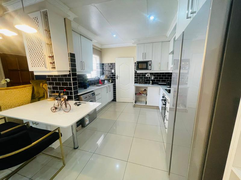 3 Bedroom Property for Sale in Capital Park Gauteng