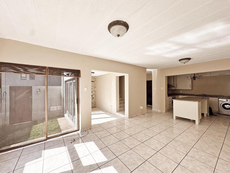 To Let 2 Bedroom Property for Rent in Morningside Gauteng