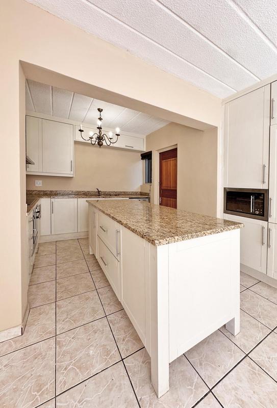 To Let 2 Bedroom Property for Rent in Morningside Gauteng