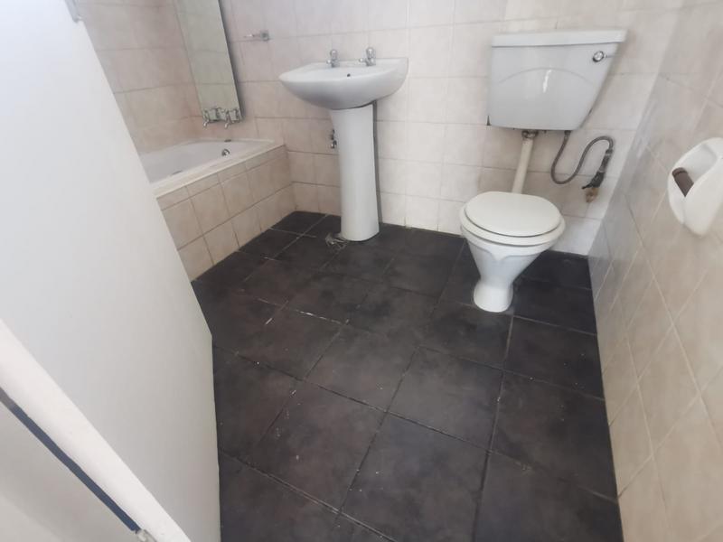 To Let 1 Bedroom Property for Rent in Casseldale Gauteng
