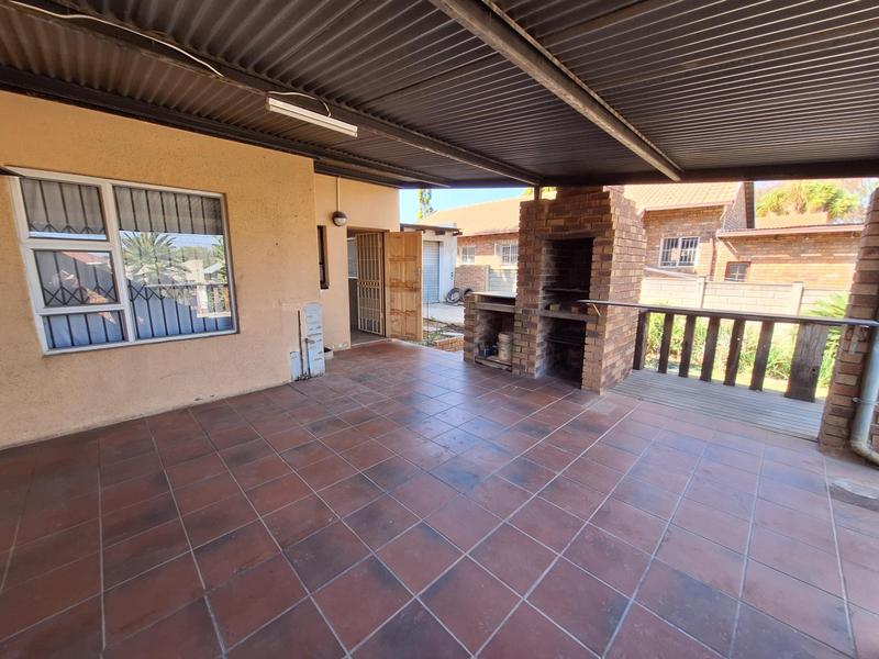 To Let 3 Bedroom Property for Rent in The Reeds Gauteng