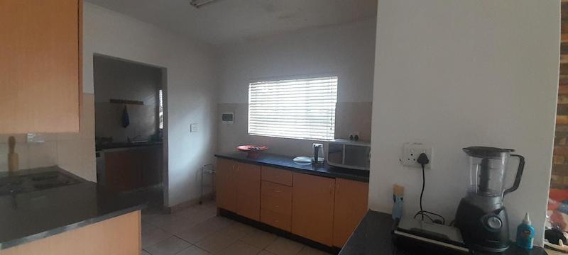 To Let 3 Bedroom Property for Rent in Thatchfield Gauteng