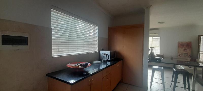 To Let 3 Bedroom Property for Rent in Thatchfield Gauteng