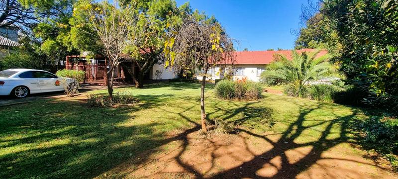 4 Bedroom Property for Sale in Eldoraigne Gauteng