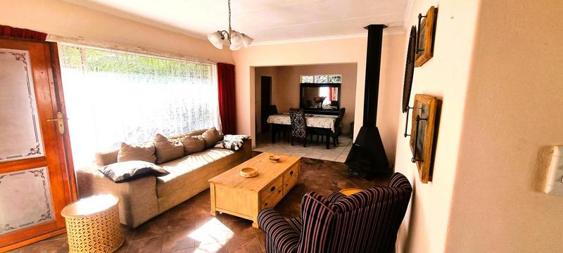 4 Bedroom Property for Sale in Eldoraigne Gauteng
