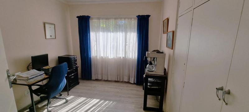 4 Bedroom Property for Sale in Eldoraigne Gauteng